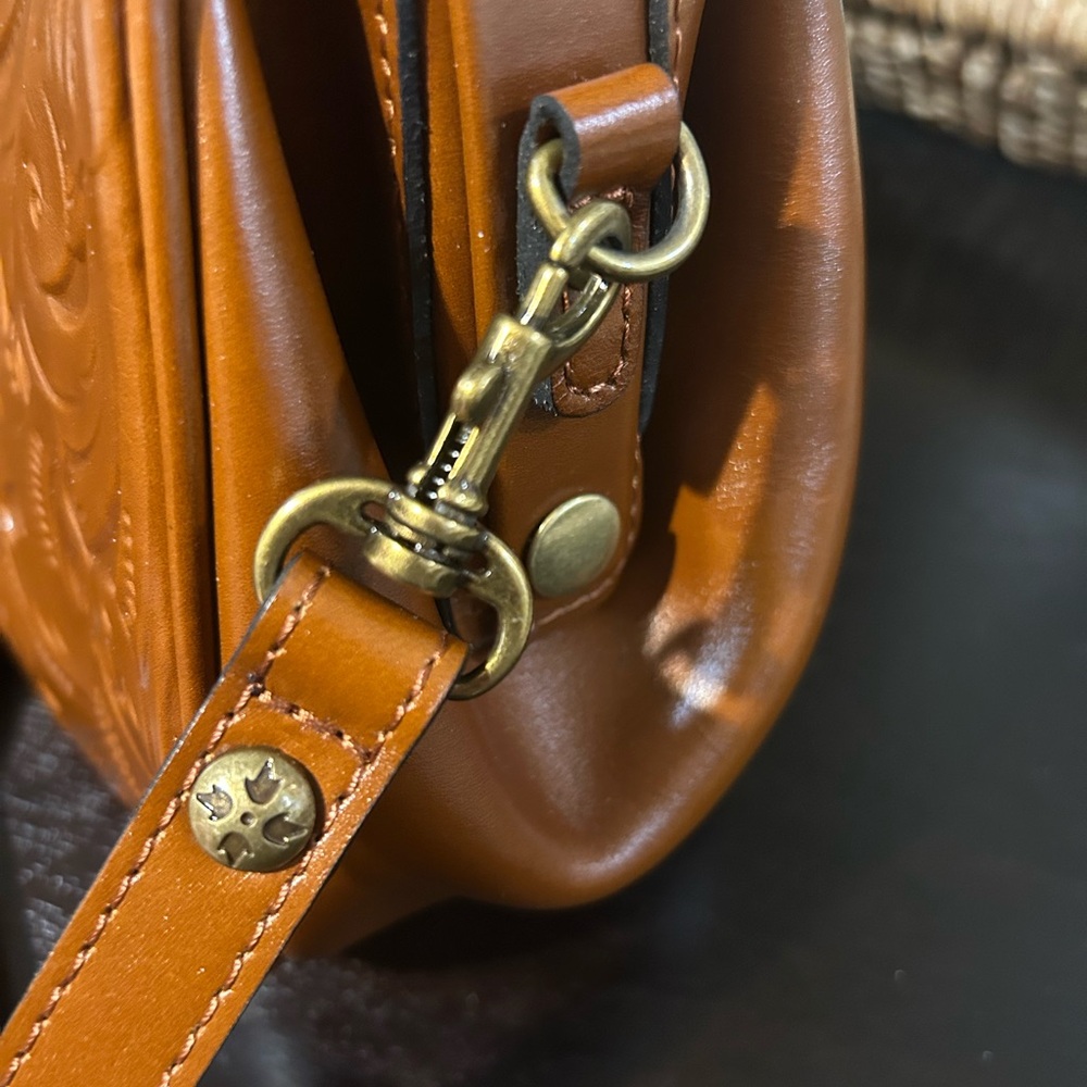 Patricia Nash Gracchi frame satchel in Florence Tooled Brown Leather - Picture 7 of 13